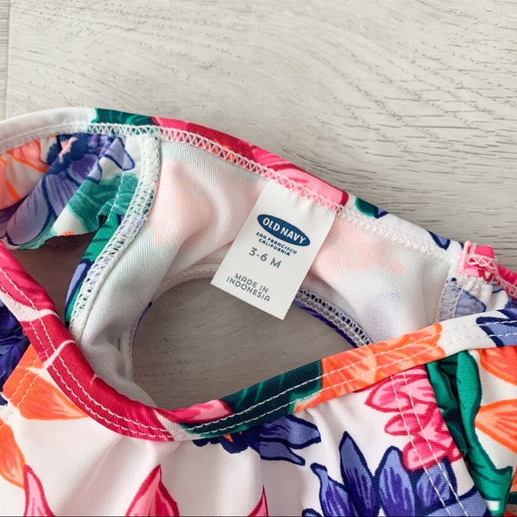 3-6 mo swimsuit - Picture 3 of 3